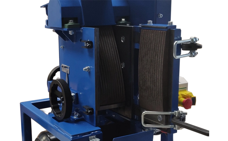 LMC100D Jaw Crusher inside view