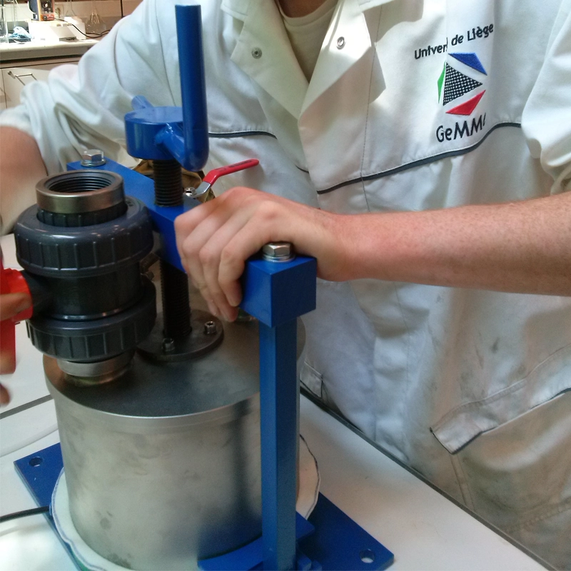 pressure-filter-table-mounted-version-usage-preparation